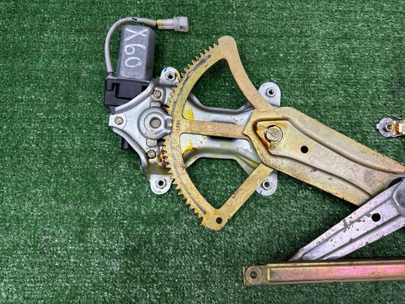 Механизм стеклоподъёмника с мотором LIFAN X60