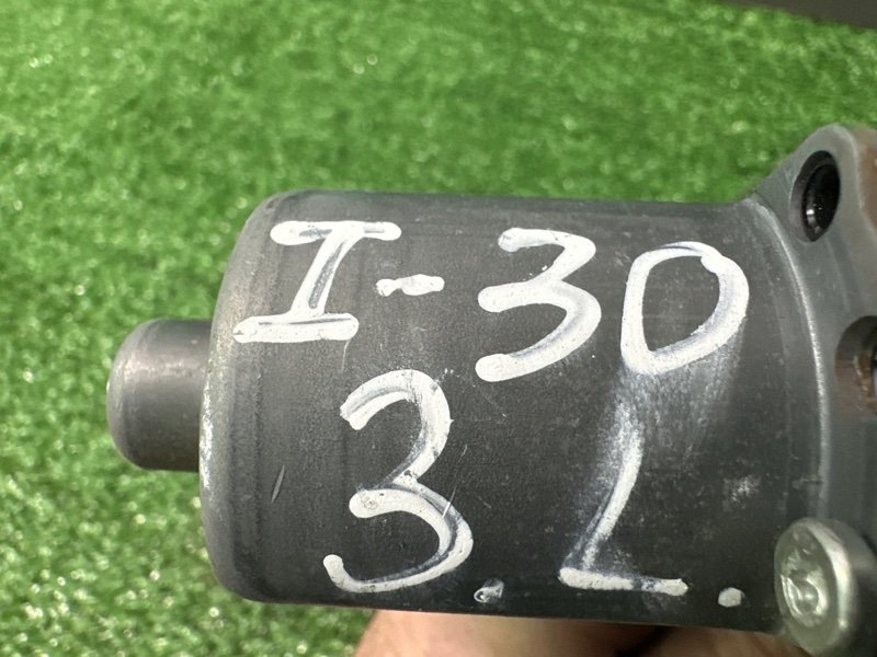 Мотор стеклоподъемника Hyundai i30