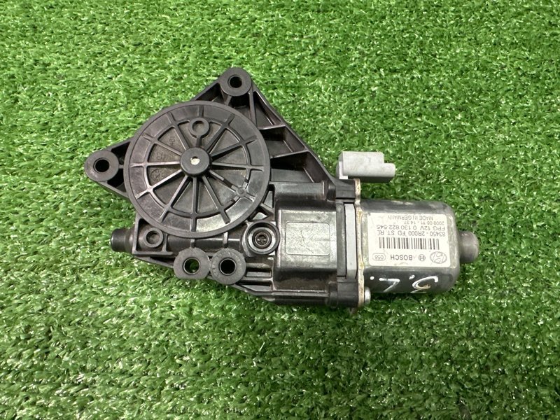 Мотор стеклоподъемника Hyundai i30