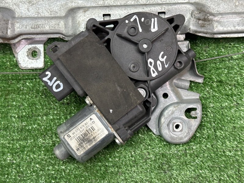 Механизм стеклоподъёмника с мотором Peugeot 308