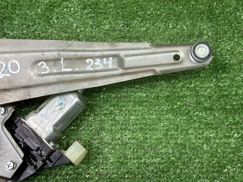 Механизм стеклоподъёмника с мотором Hyundai i-20