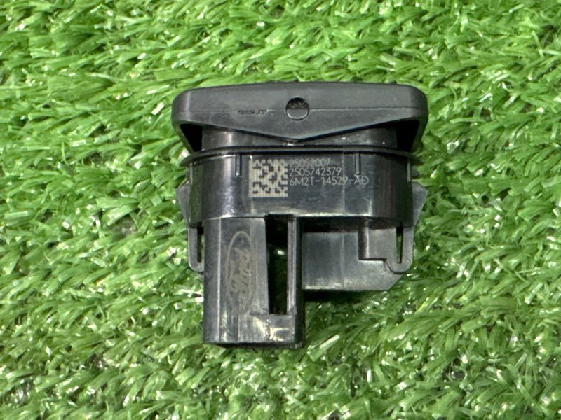 Кнопка стеклоподъемника Ford Mondeo 4