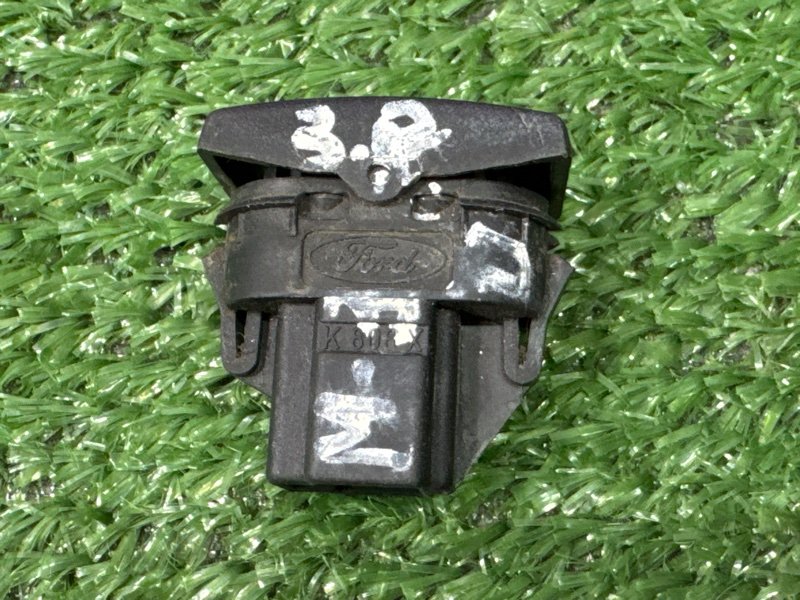 Кнопка стеклоподъемника Ford Mondeo 3