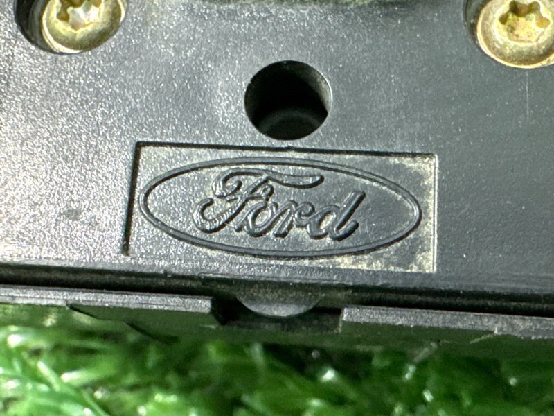 Блок управления стеклоподъемниками Ford Mondeo 3