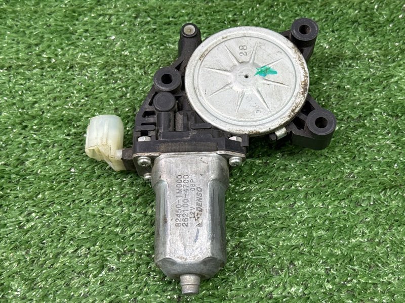 Мотор стеклоподъемника Kia Cerato 1