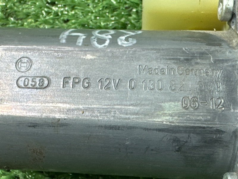 Мотор стеклоподъемника Ford Fusion