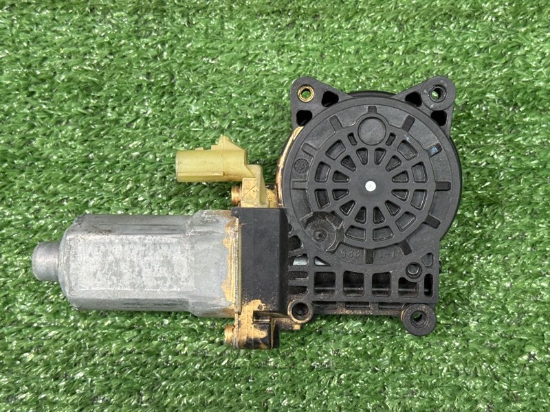 Мотор стеклоподъемника Chevrolet Cruze