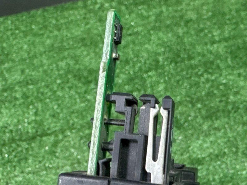 Блок моторчика стеклоподъемника Ford Focus