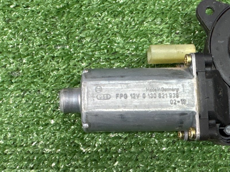 Мотор стеклоподъемника Ford Fusion