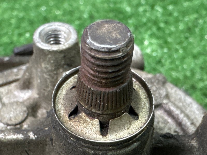 Моторчик стеклоочистителя Ford Focus