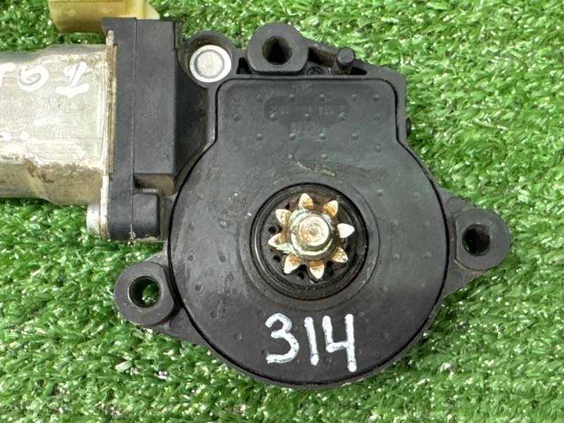 Мотор стеклоподъемника Kia Cerato 1