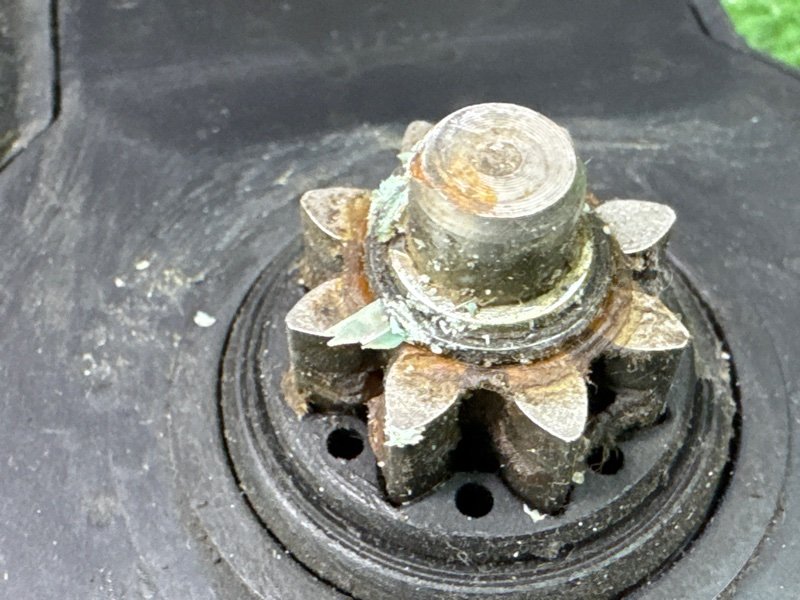 Мотор стеклоподъемника Kia Cerato 1