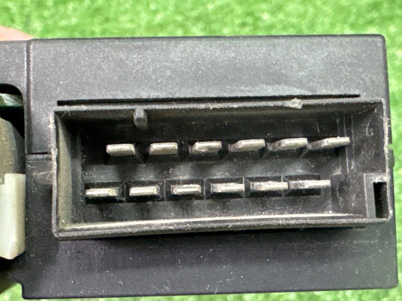 Мотор люка Opel Corsa