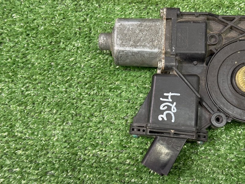 Мотор стеклоподъемника Chevrolet Cruze