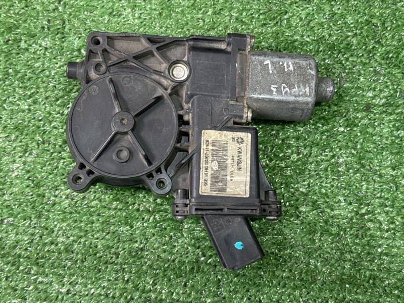 Мотор стеклоподъемника Chevrolet Cruze