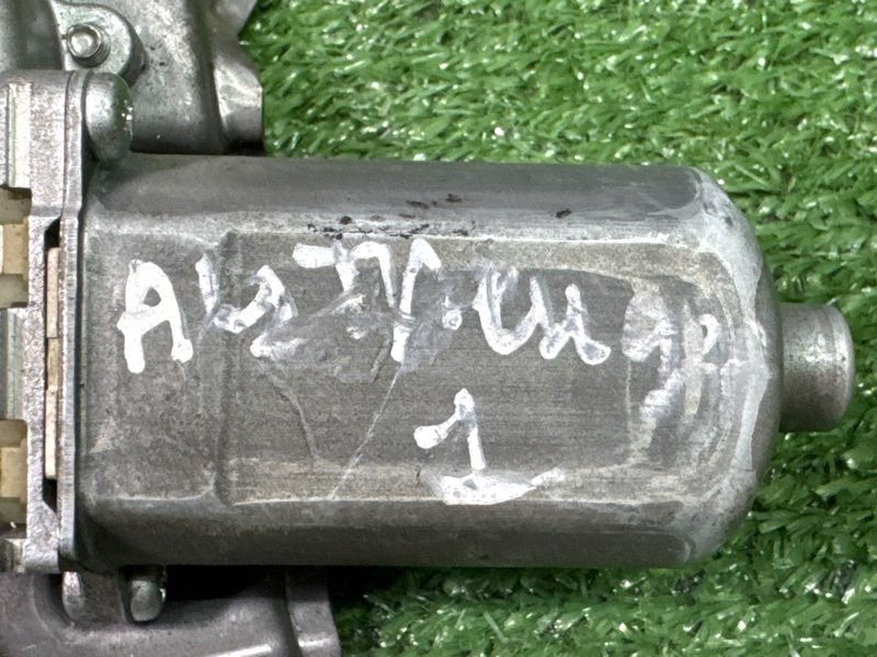 Моторчик стеклоочистителя заднего стекла Mitsubishi Outlander