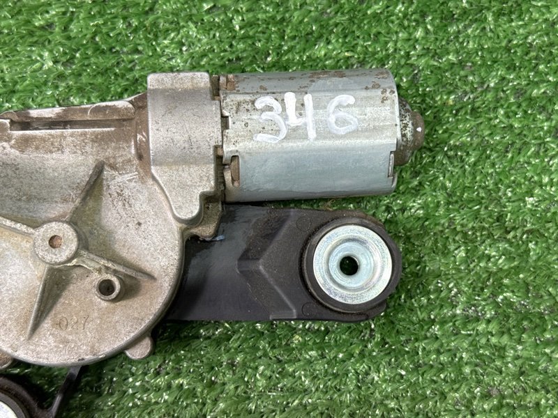 Мотор стеклоочистителя заднего стекла mazda 3