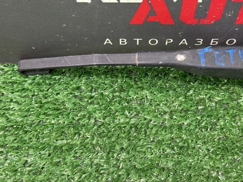 Поводок дворника заднего Hyundai Getz