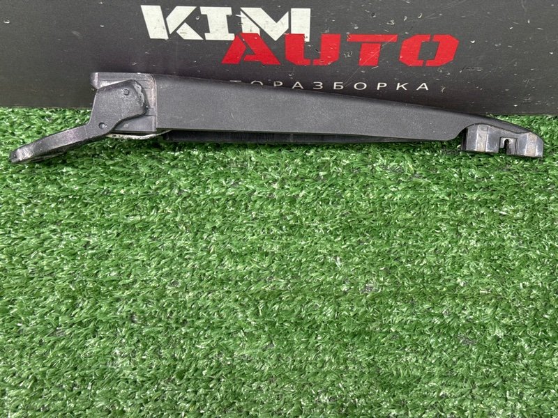 Поводок дворника заднего Ford Focus 2