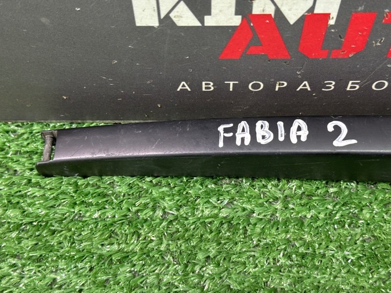 Поводок дворника заднего Skoda Fabia 1