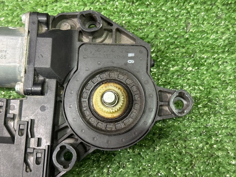 Мотор стеклоподъемника Peugeot 307