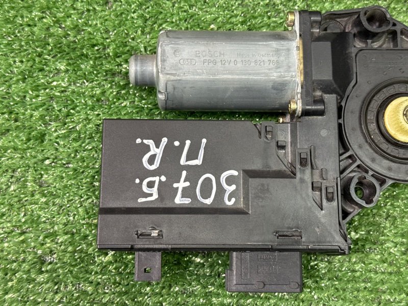 Мотор стеклоподъемника Peugeot 307