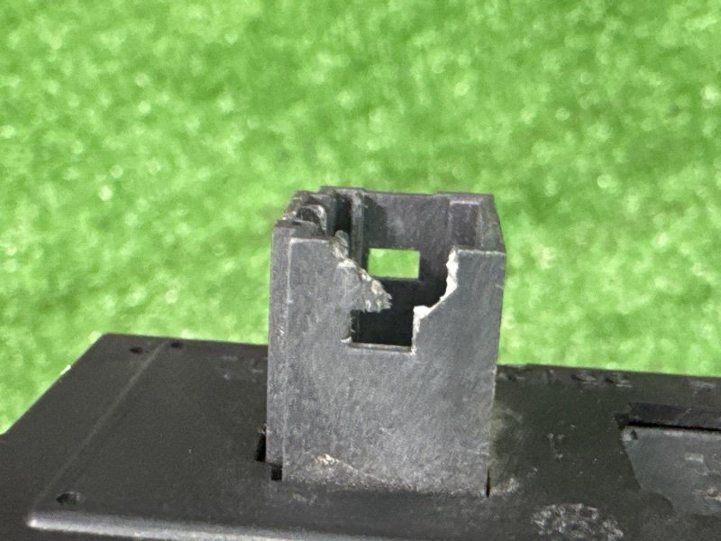 Мотор стеклоподъемника Peugeot 307