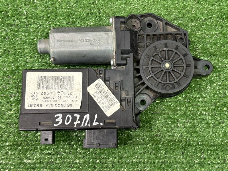 Мотор стеклоподъемника Peugeot 307