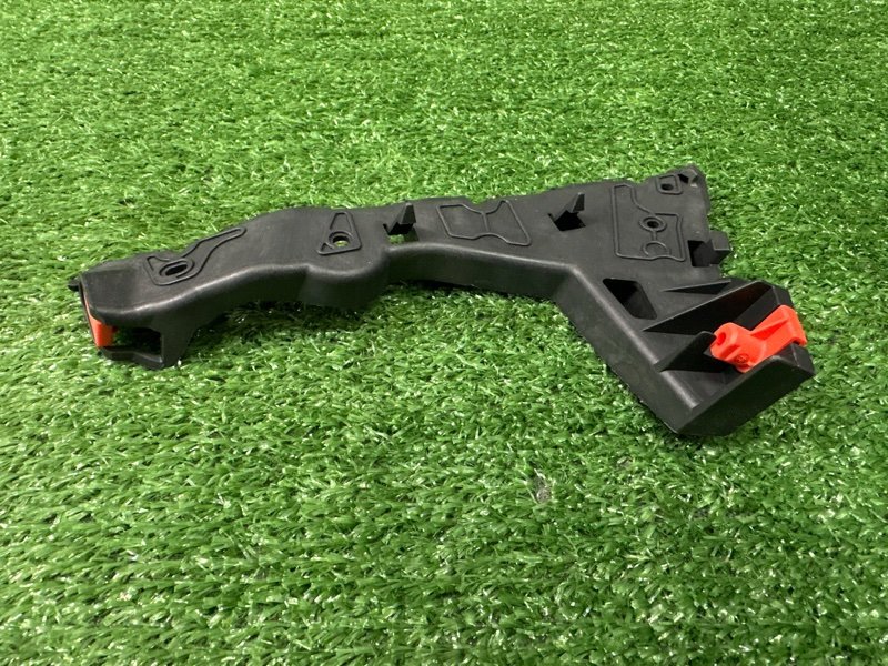 Кронштейн бампера Opel Astra H