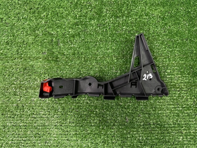 Кронштейн бампера Opel Astra H