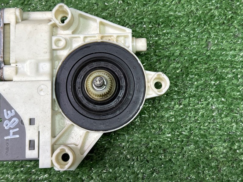 Мотор стеклоподъемника Peugeot 407