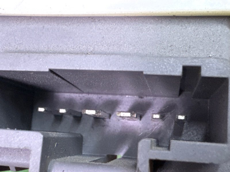 Мотор стеклоподъемника Peugeot 407