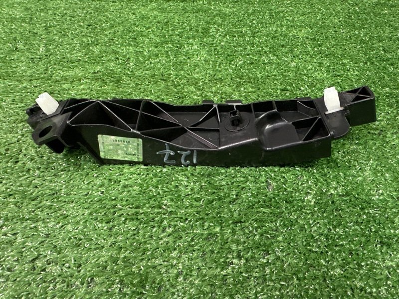 Кронштейн бампера Hyundai ix35