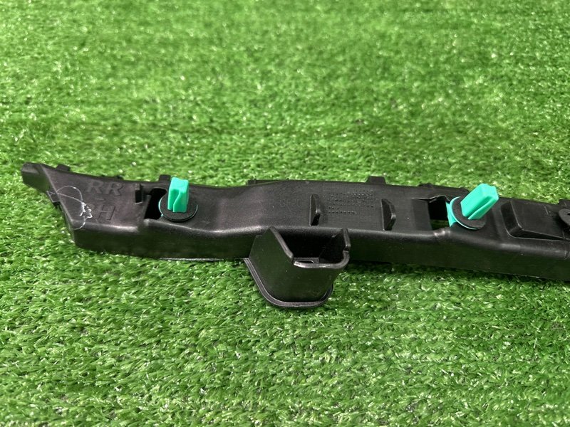 Кронштейн бампера Kia Cerato 3