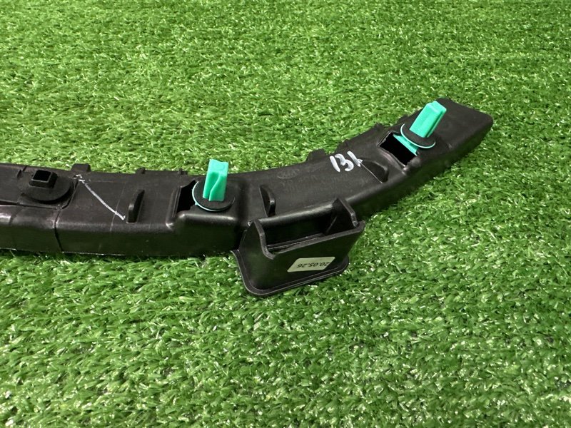 Кронштейн бампера Kia Cerato 3