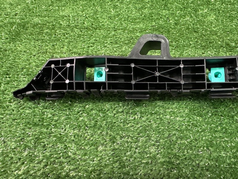 Кронштейн бампера Kia Cerato 3