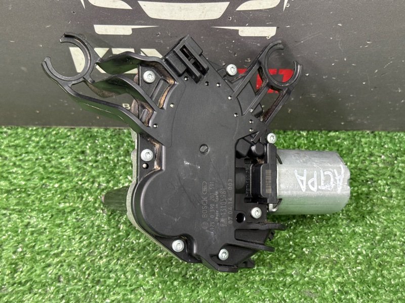 Мотор стеклоочистителя заднего стекла Opel Astra H