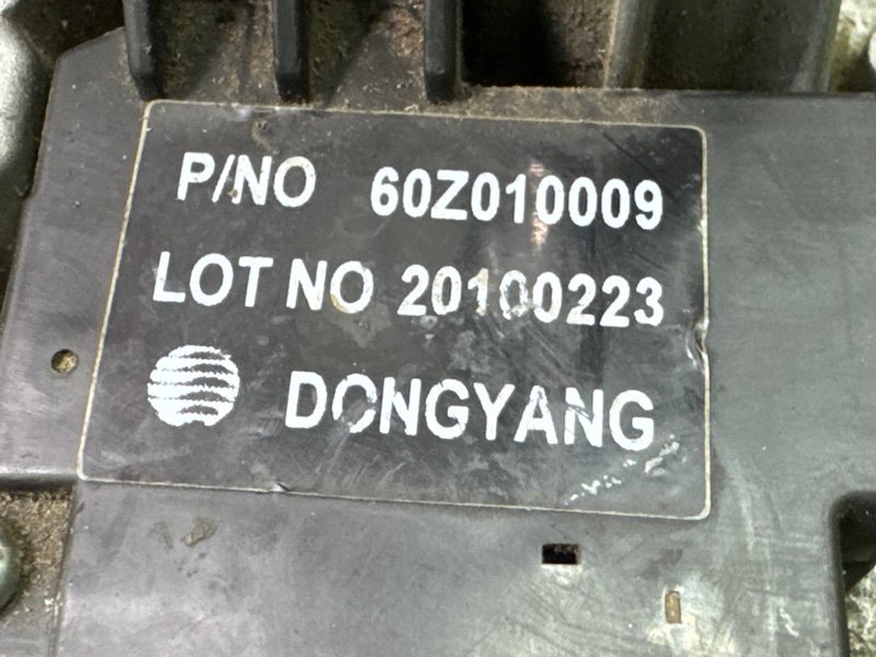 Мотор стеклоочистителя заднего стекла Opel Astra J