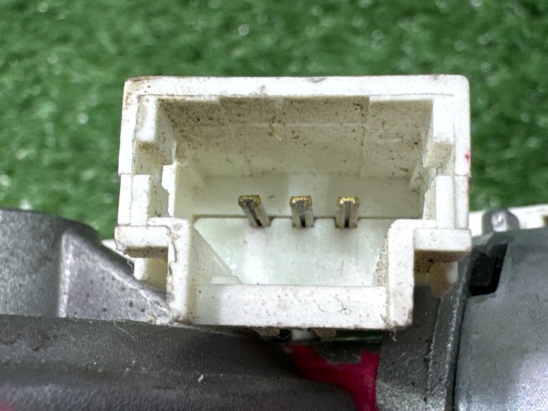 Мотор стеклоочистителя заднего стекла Renault Megane 2