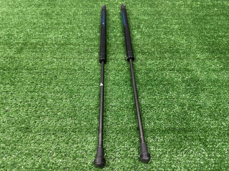 Амортизаторы крышки багажника Fiat Panda