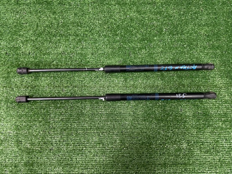 Амортизаторы крышки багажника Opel Astra H