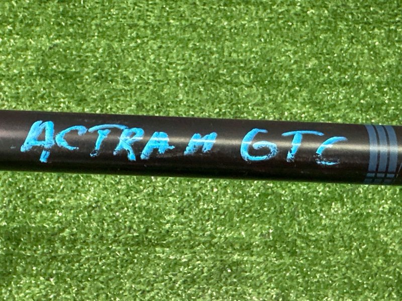 Амортизаторы крышки багажника Opel Astra H