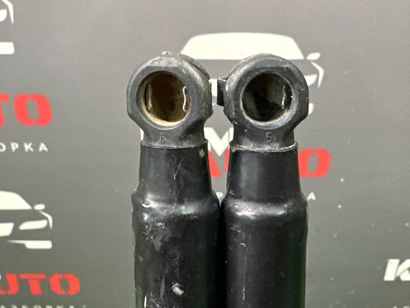 Амортизаторы крышки багажника Hyundai Getz