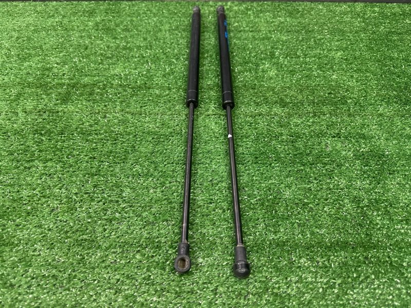 Амортизаторы крышки багажника Fiat Panda