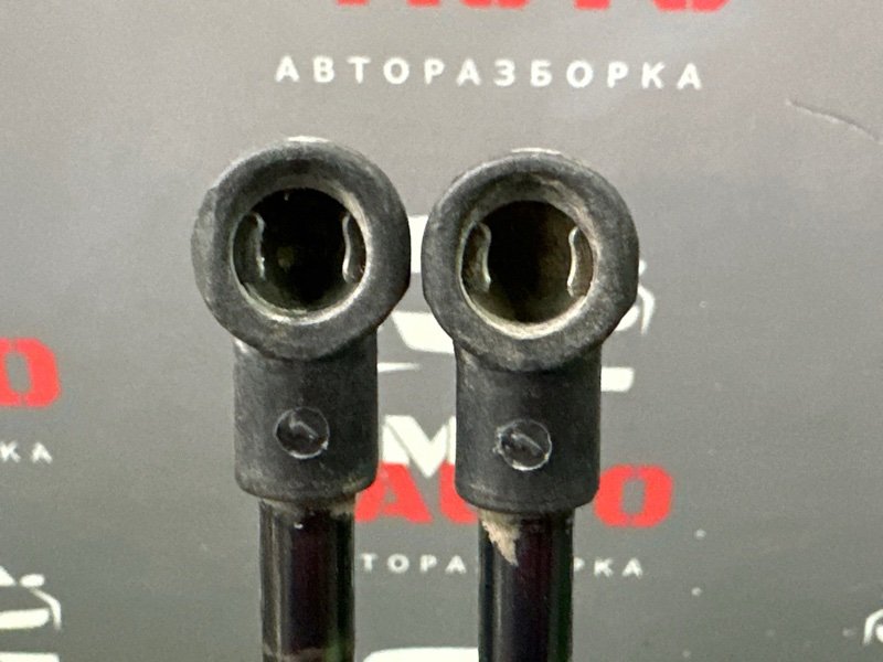 Амортизаторы крышки багажника Fiat Panda