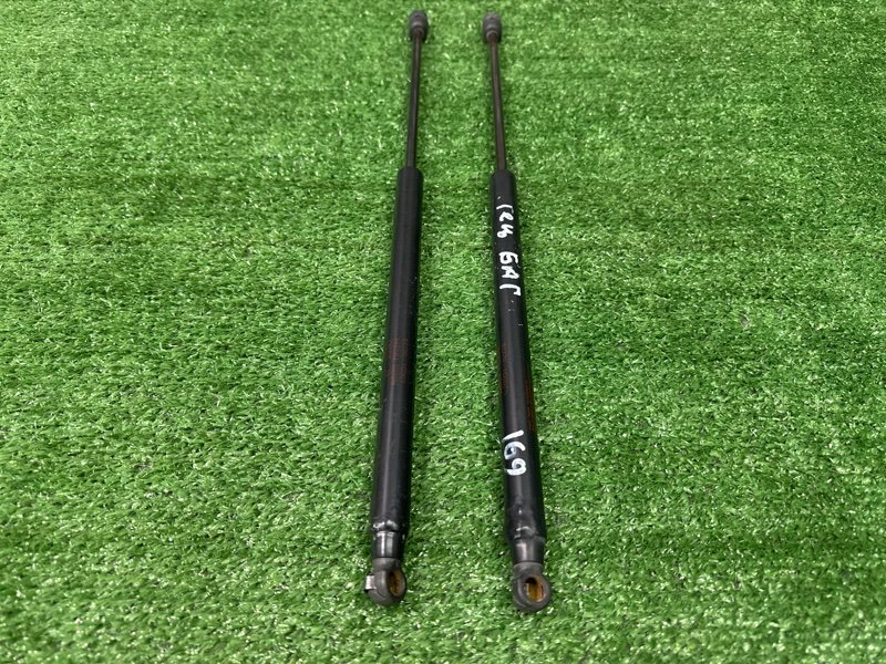 Амортизаторы крышки багажника Hyundai Getz