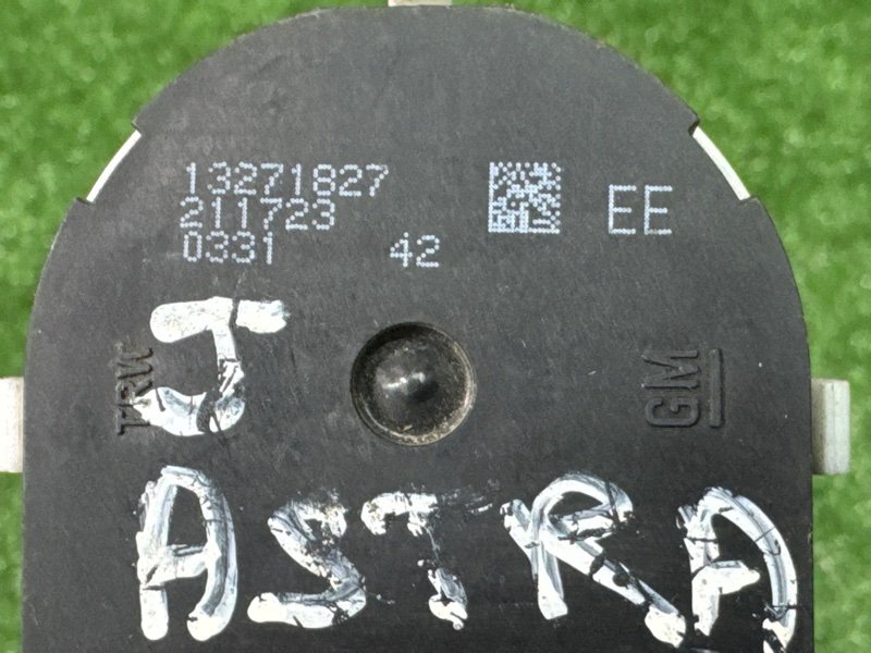 Блок регулировки зеркал Opel Astra J