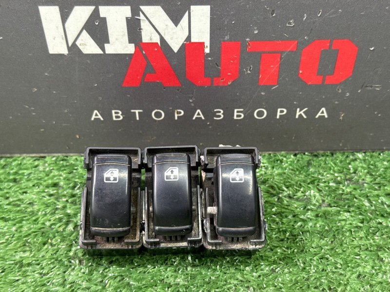 Кнопка стеклоподъемника Chevrolet Lacetti