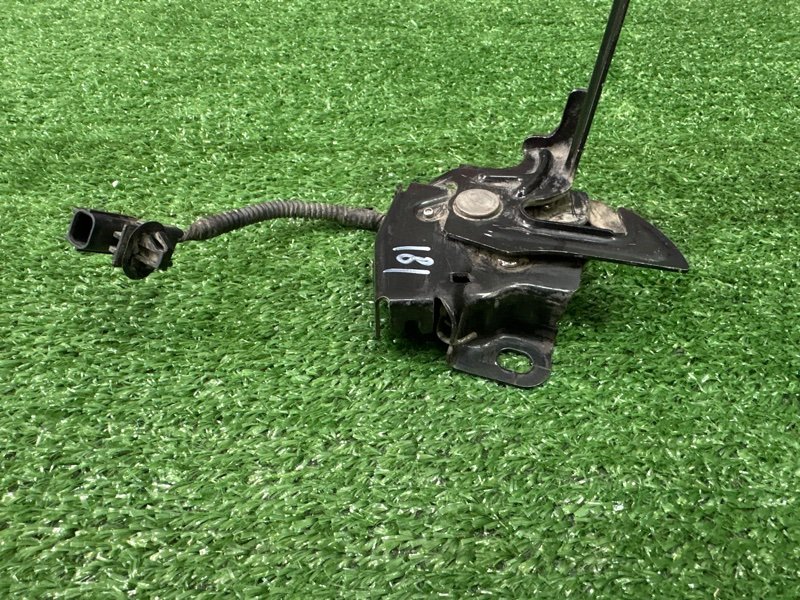 Замок капота Honda Civic 4D