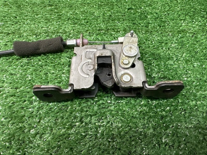 Замок спинки сиденья Honda Civic 4D